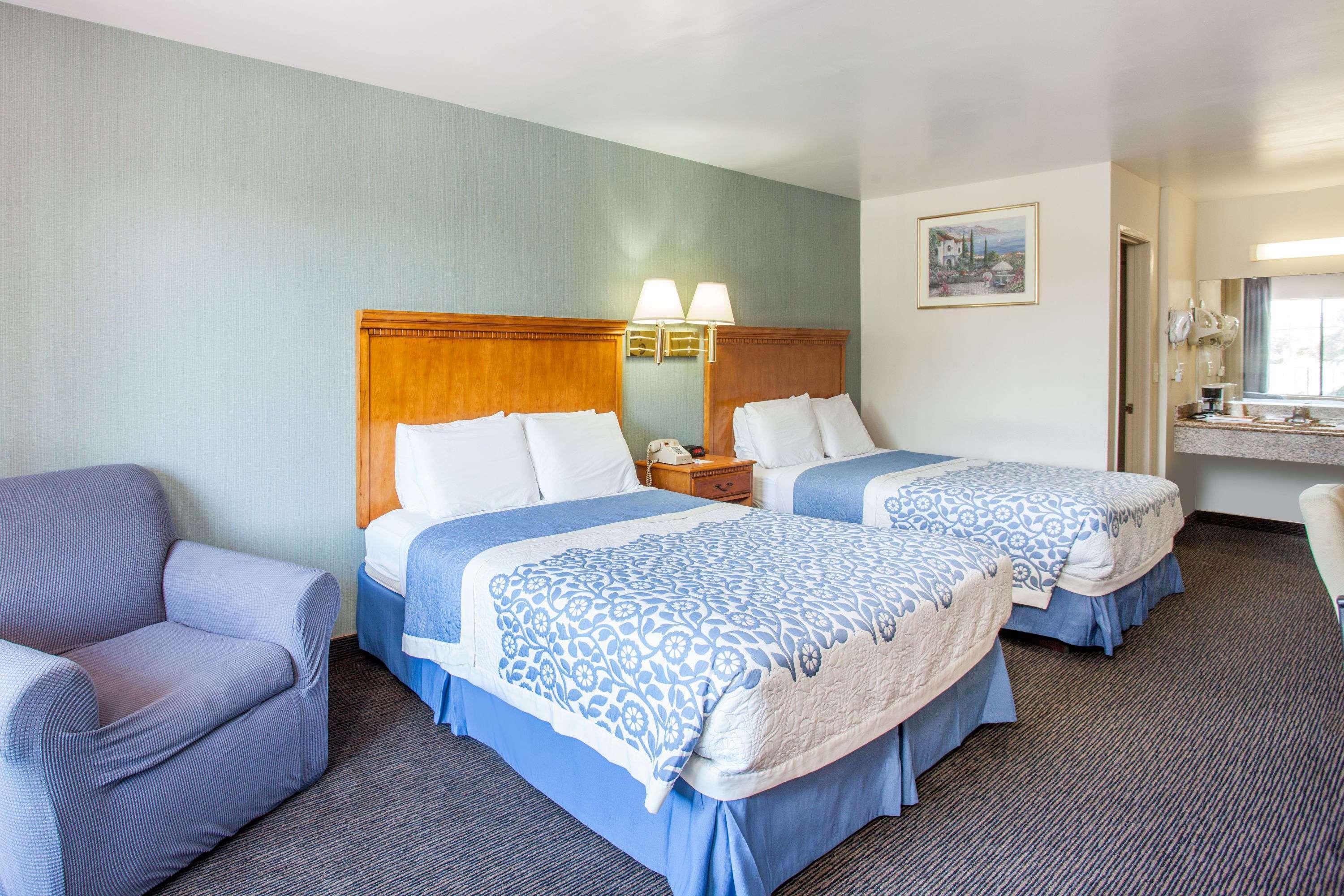 Days Inn By Wyndham Anaheim Near The Park Eksteriør bilde